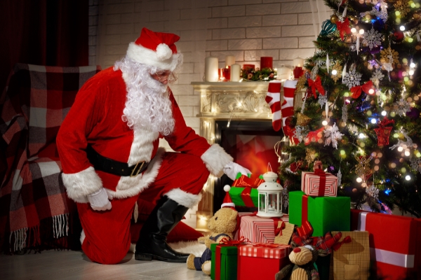 Claus for concern: Is Santa trespassing?